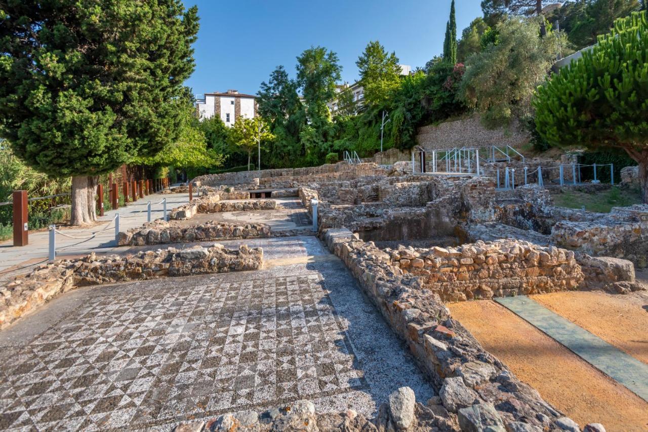 Hotel Ght Neptuno-Tossa & Venus Spa Tossa de Mar Bagian luar foto