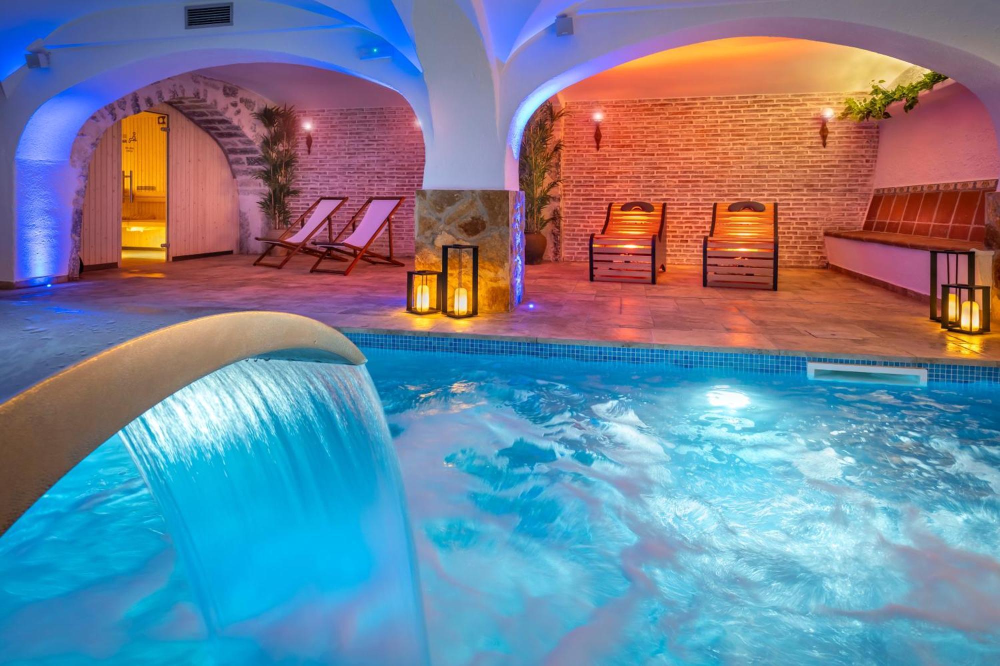 Hotel Ght Neptuno-Tossa & Venus Spa Tossa de Mar Bagian luar foto