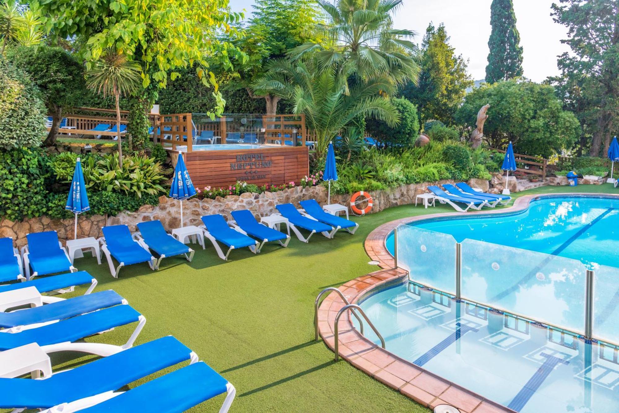 Hotel Ght Neptuno-Tossa & Venus Spa Tossa de Mar Bagian luar foto