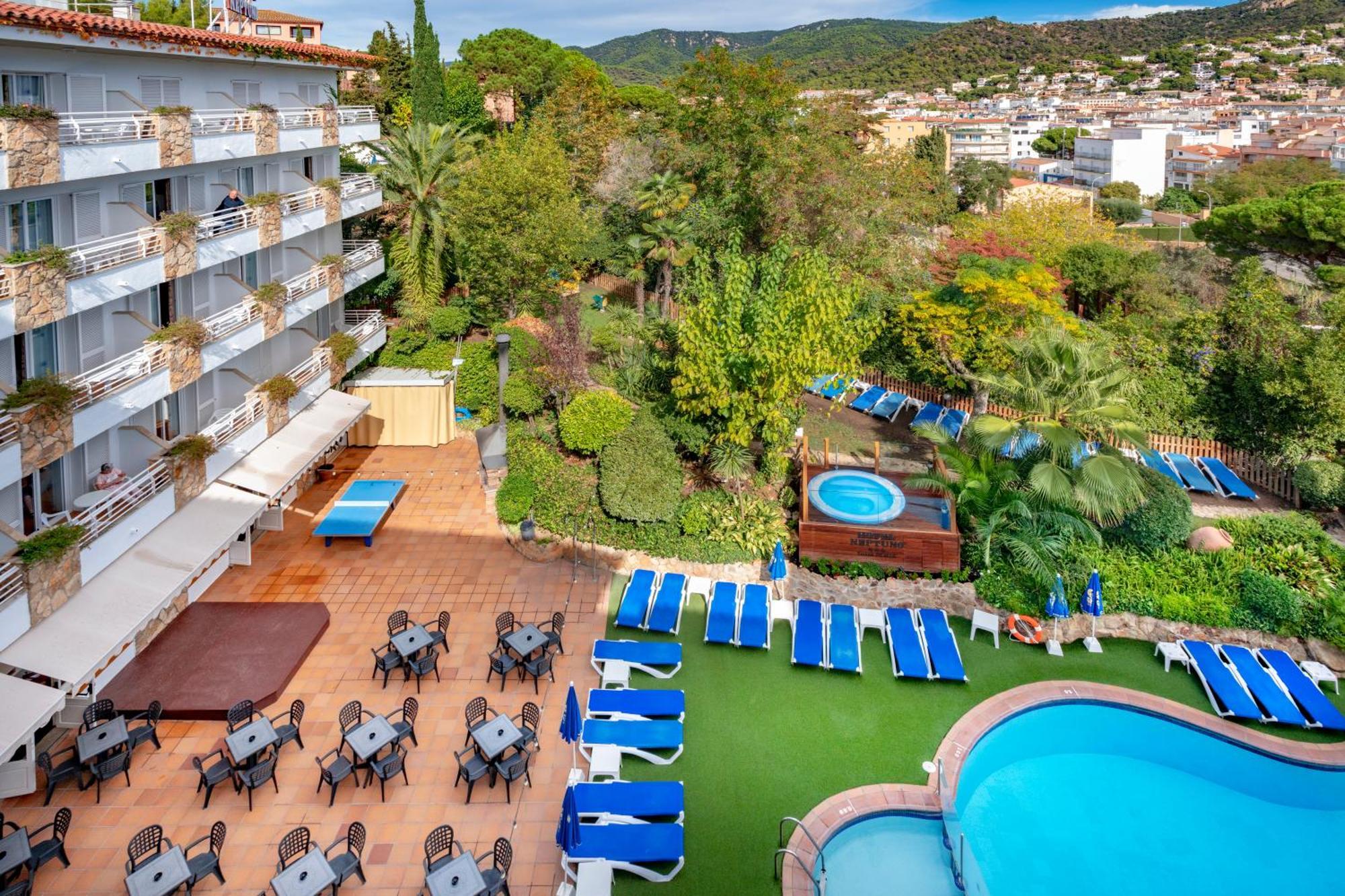 Hotel Ght Neptuno-Tossa & Venus Spa Tossa de Mar Bagian luar foto