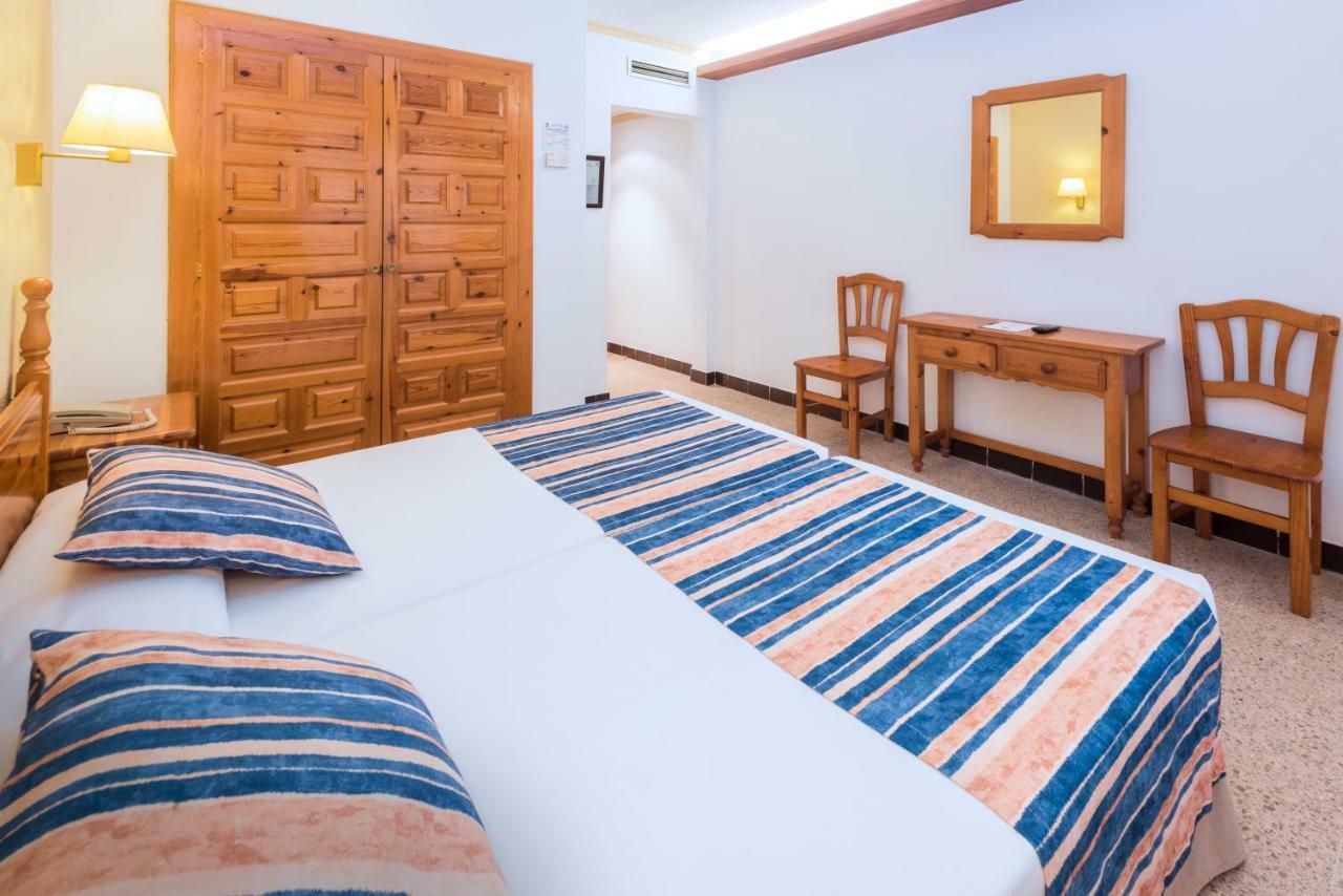 Hotel Ght Neptuno-Tossa & Venus Spa Tossa de Mar Bagian luar foto